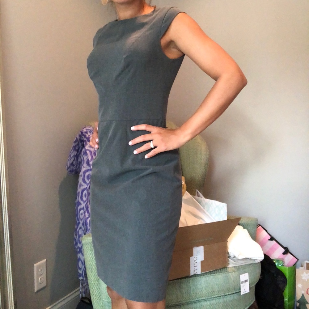 The Limited Gray Cap Sleeve Work Dress